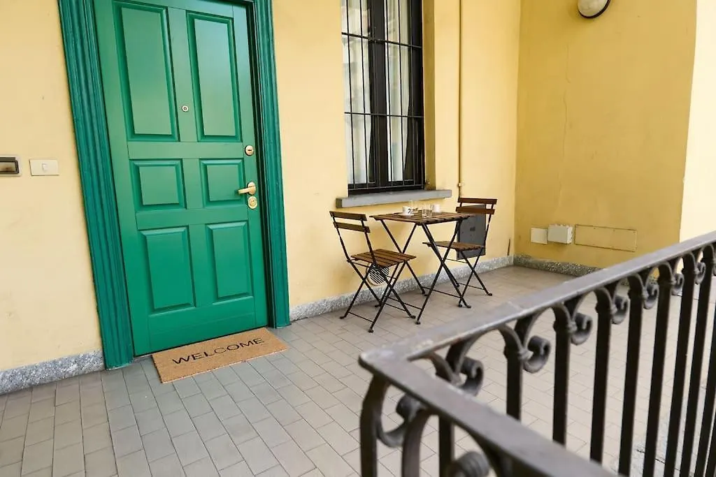 Modern apartment - near Isola distric&Centrale-1